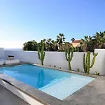 Casa Abora - Ocean Views, Private Pool & Sunsets 펜션